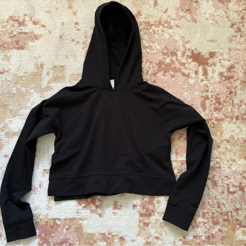 New Lululemon Black Cropped Hoodie Size 6